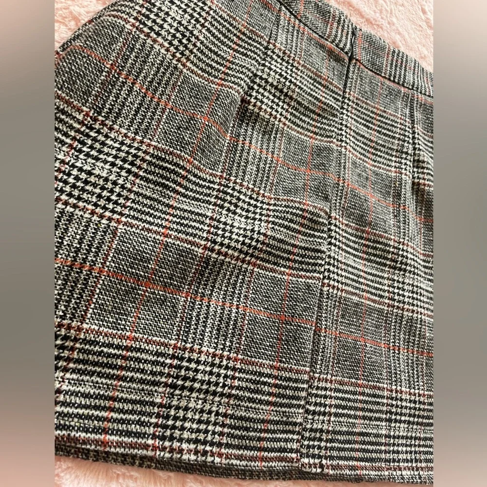 Vintage Plaid Skirt - Picture 5 of 7